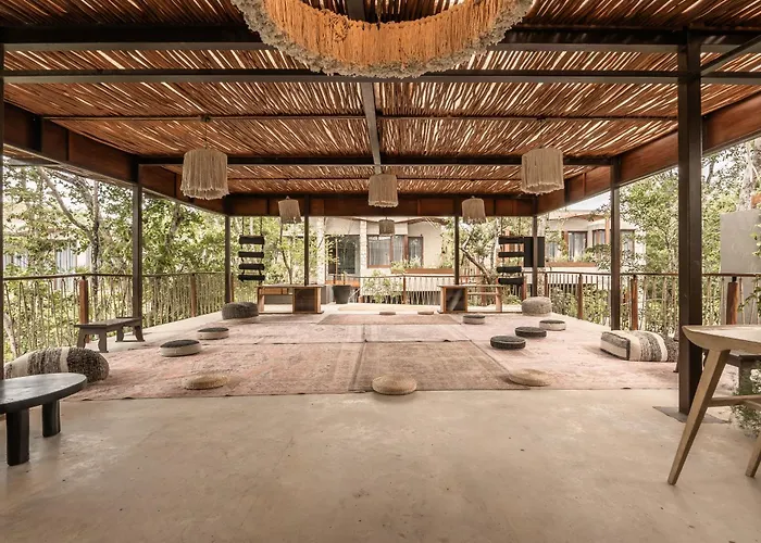 Siwa Jungle-luxury 2br Retreat With Private Roofto Appartement